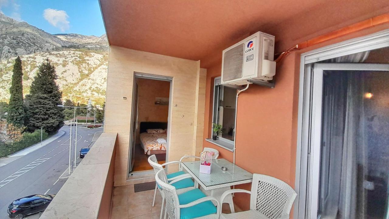 Sea View Apartment In Kotor ! Apartment Popica Esterno foto