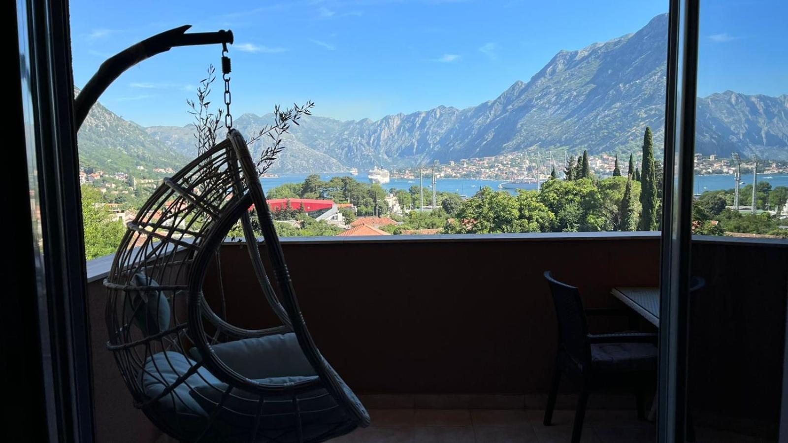 Sea View Apartment In Kotor ! Apartment Popica Esterno foto